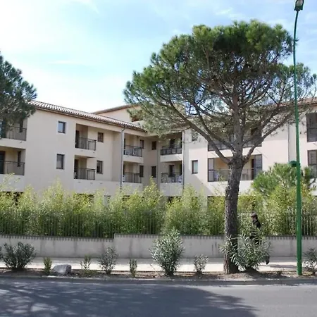 Superbe appartement à Uzès avec place de parking Extérieur photo